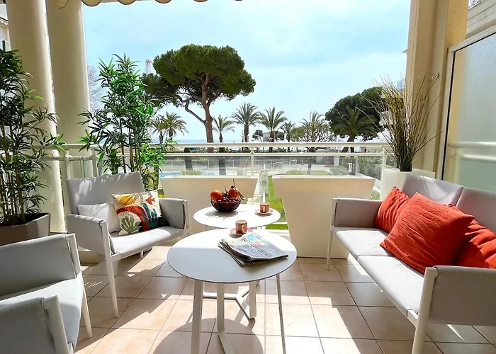 Royal Palm شقة كان