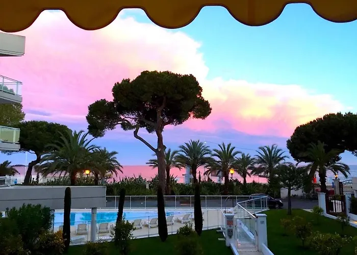 Royal Palm